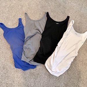 Maternity tank tops (4)
